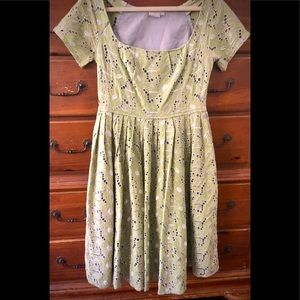 Eshakti vintage style sage green eyelit over gray dress. US 10